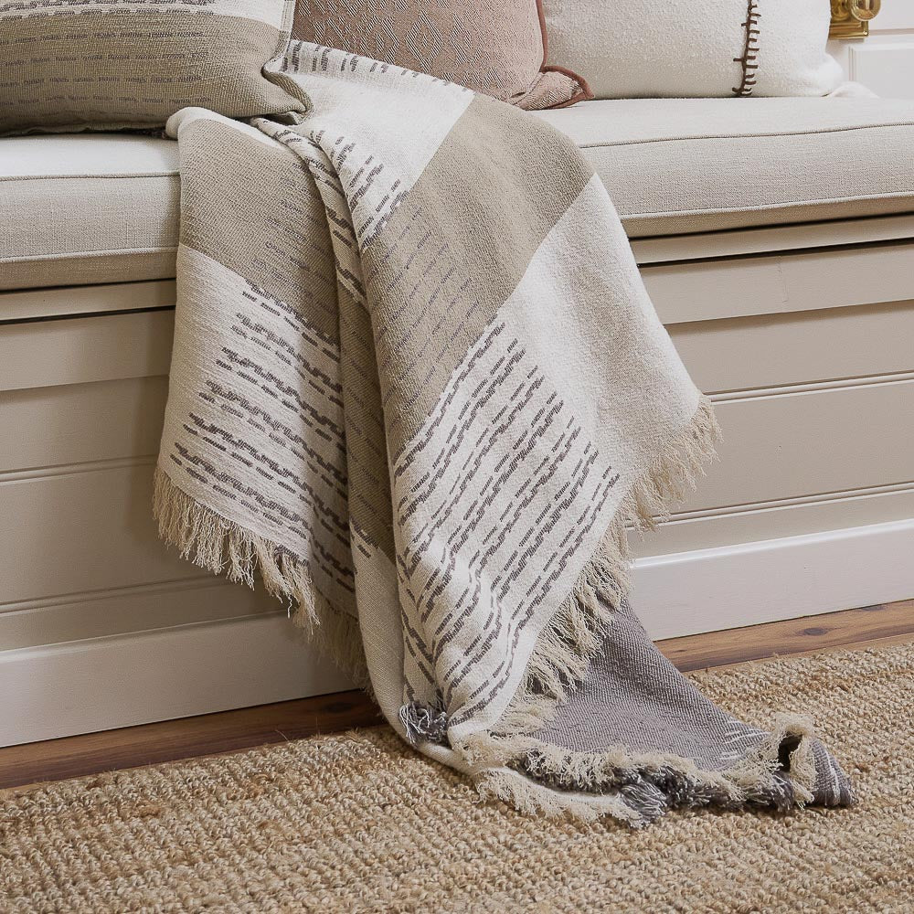 Hagen Throw - Off White/Slate