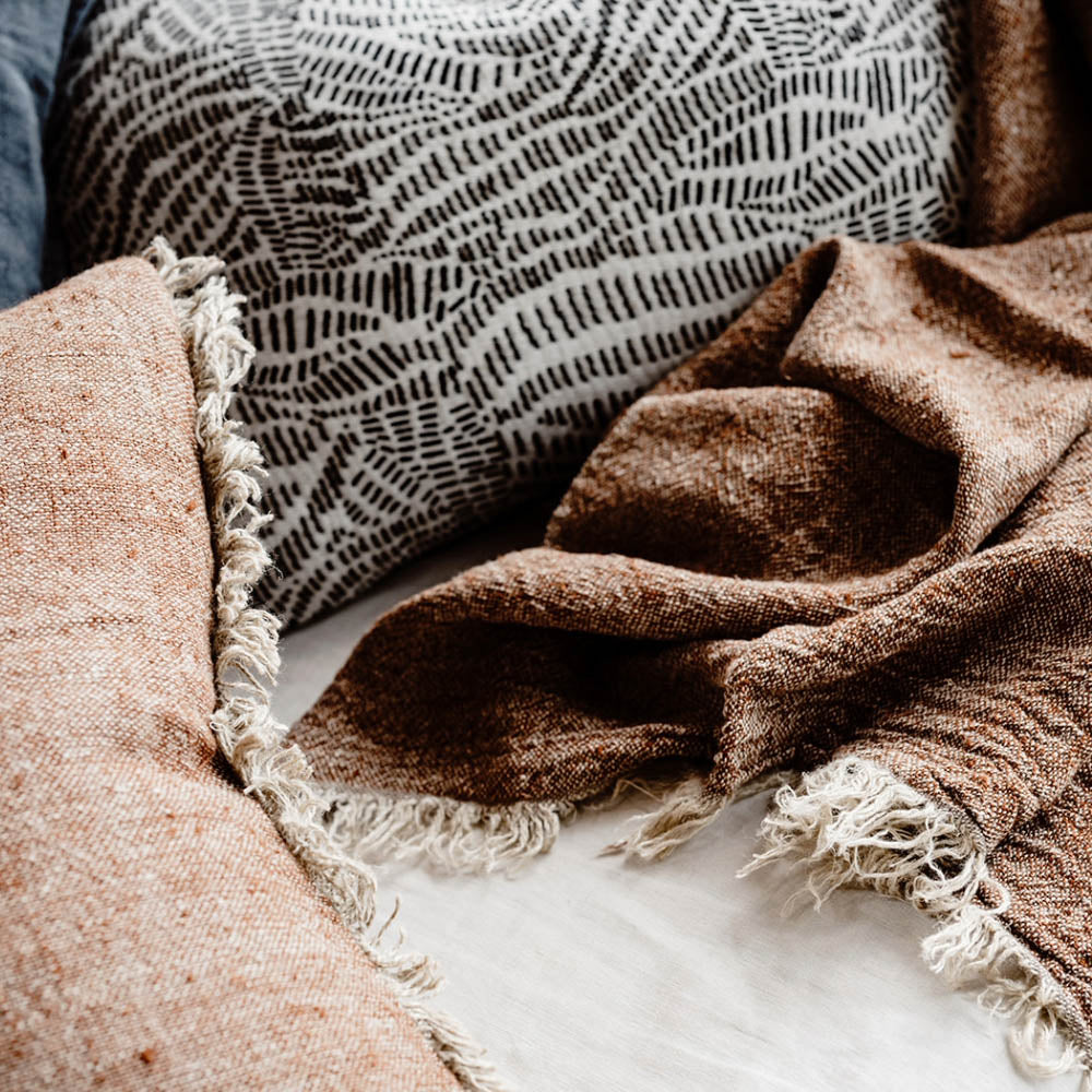 Tabako Linen Throw