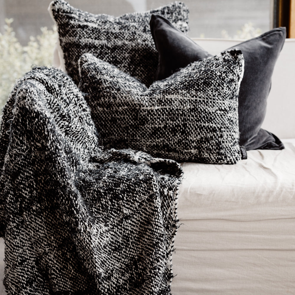 Wabi Throw - 100% Recycled Linen, Black