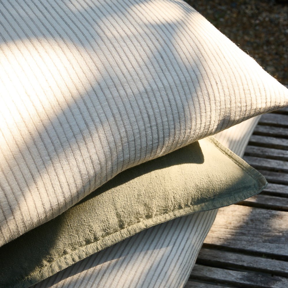 Marina Cushion - White w&