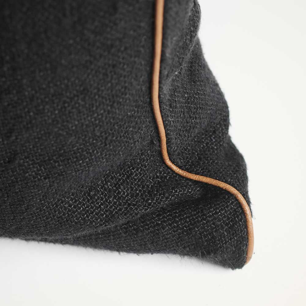 Muse Linen Cushion - Black - Eadie Lifestyle