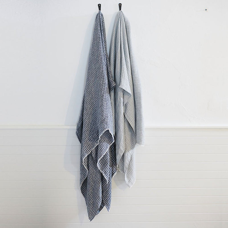 Ordonne Linen Houndstooth Throw - Silver Grey/White - Eadie Lifestyle