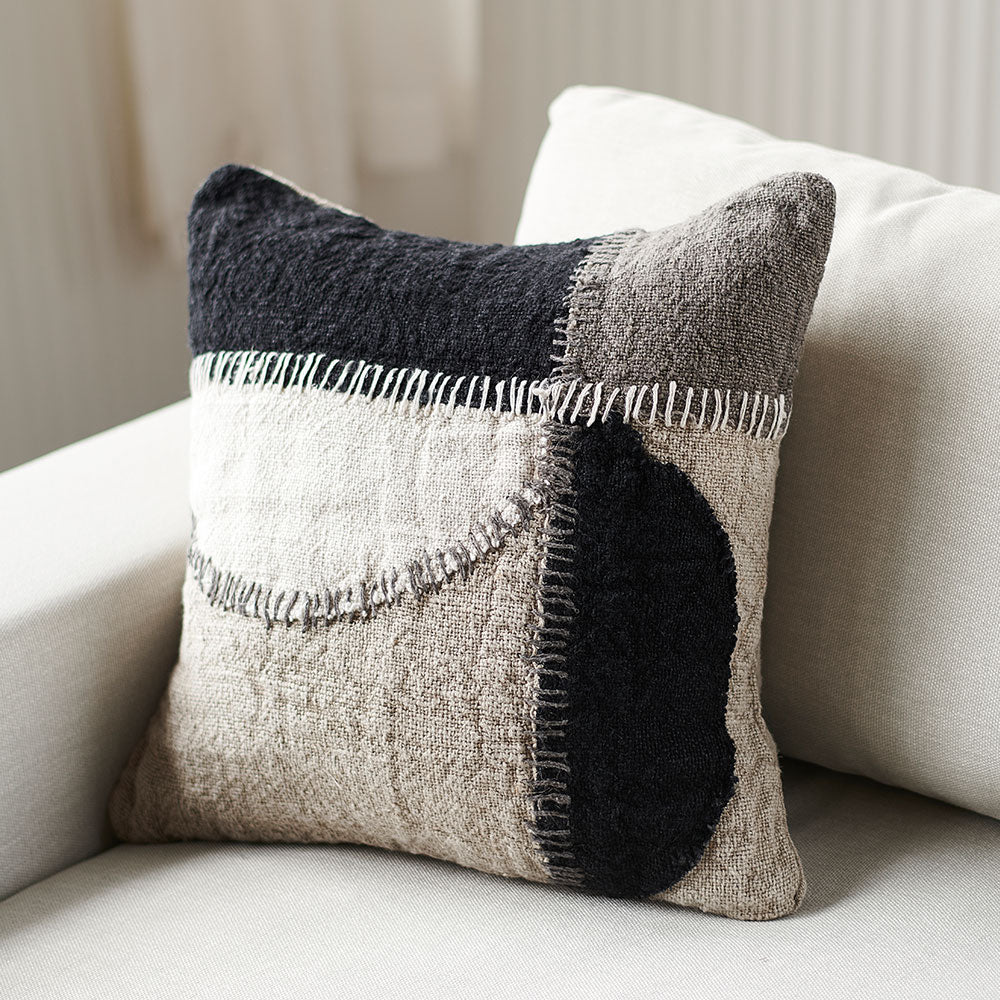 Perfecto Hand Woven Linen Cushion - Eadie Lifestyle